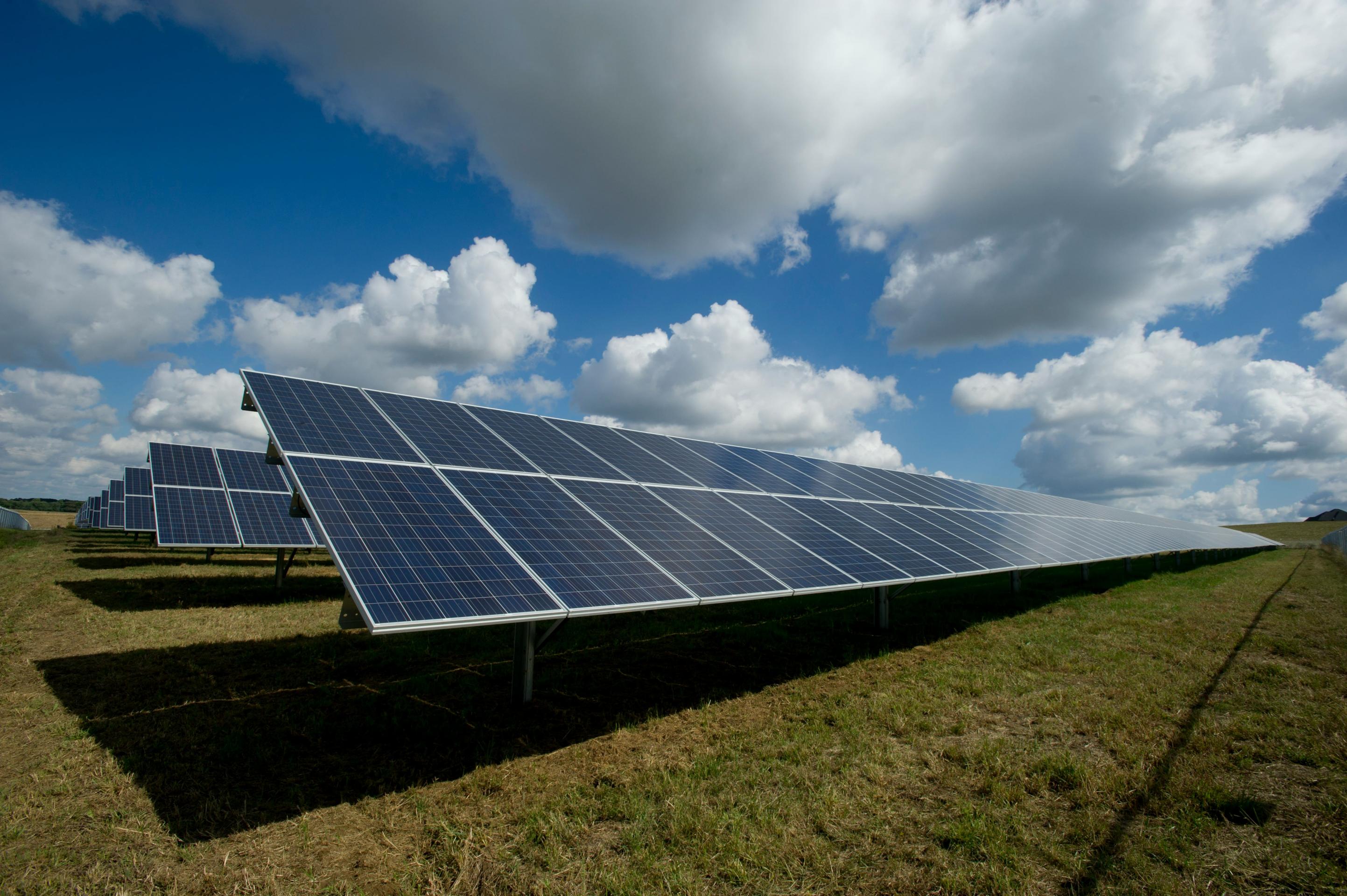 Setor energético: potencial da energia solar e painéis fotovoltaicos no Brasil